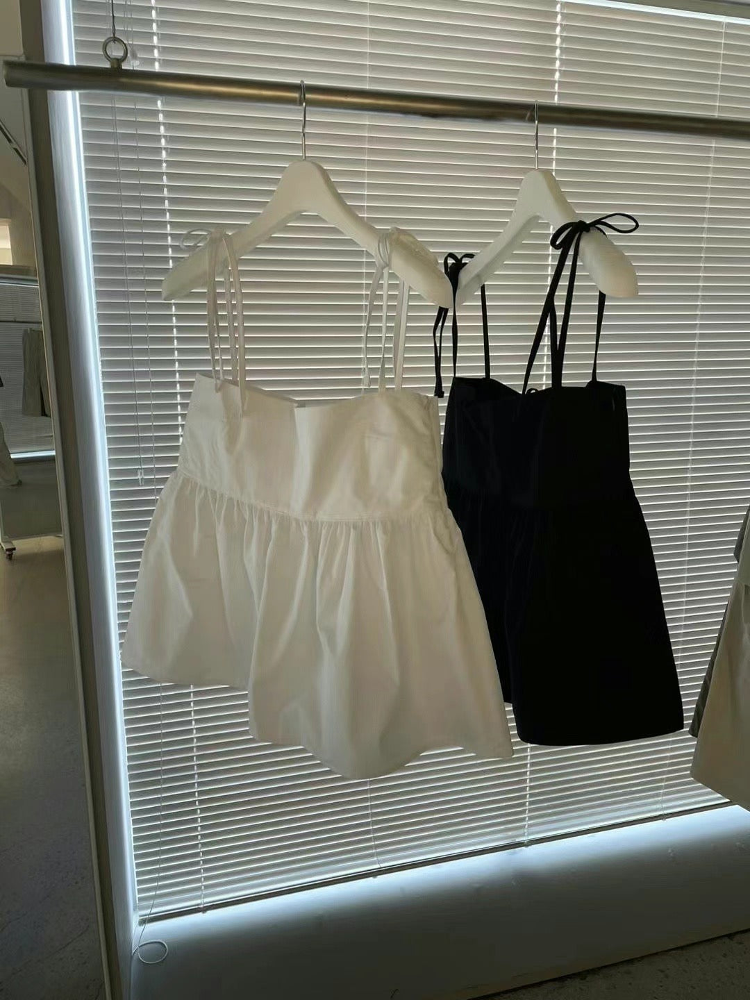 0637 Ribbon Tube Top