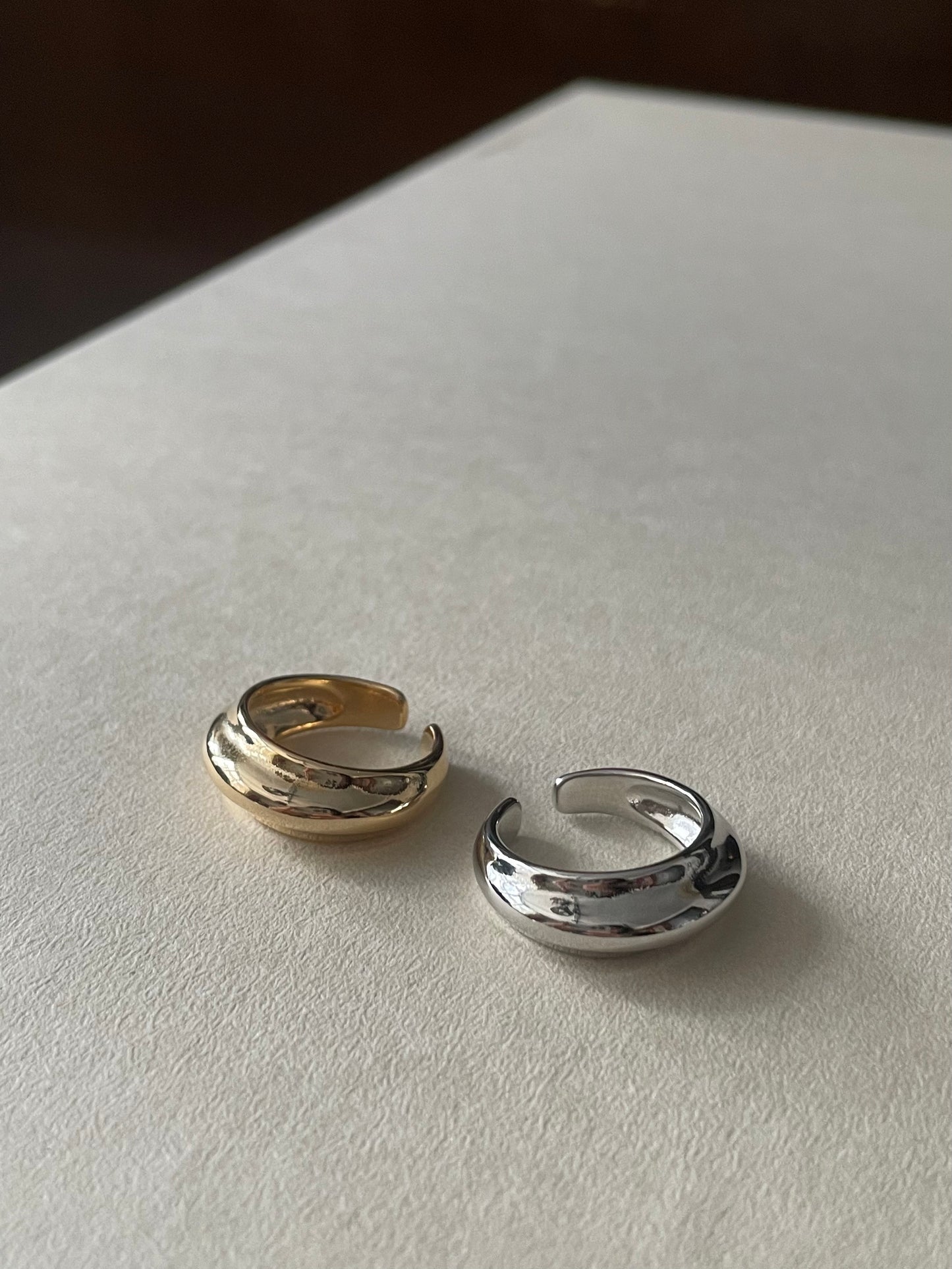 A19 - Vintage Shell Ring