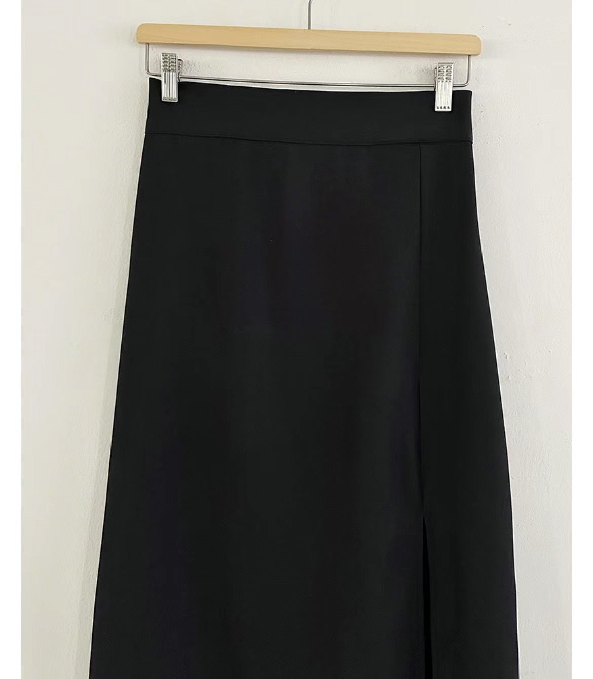 1208 Constance Slit Skirt