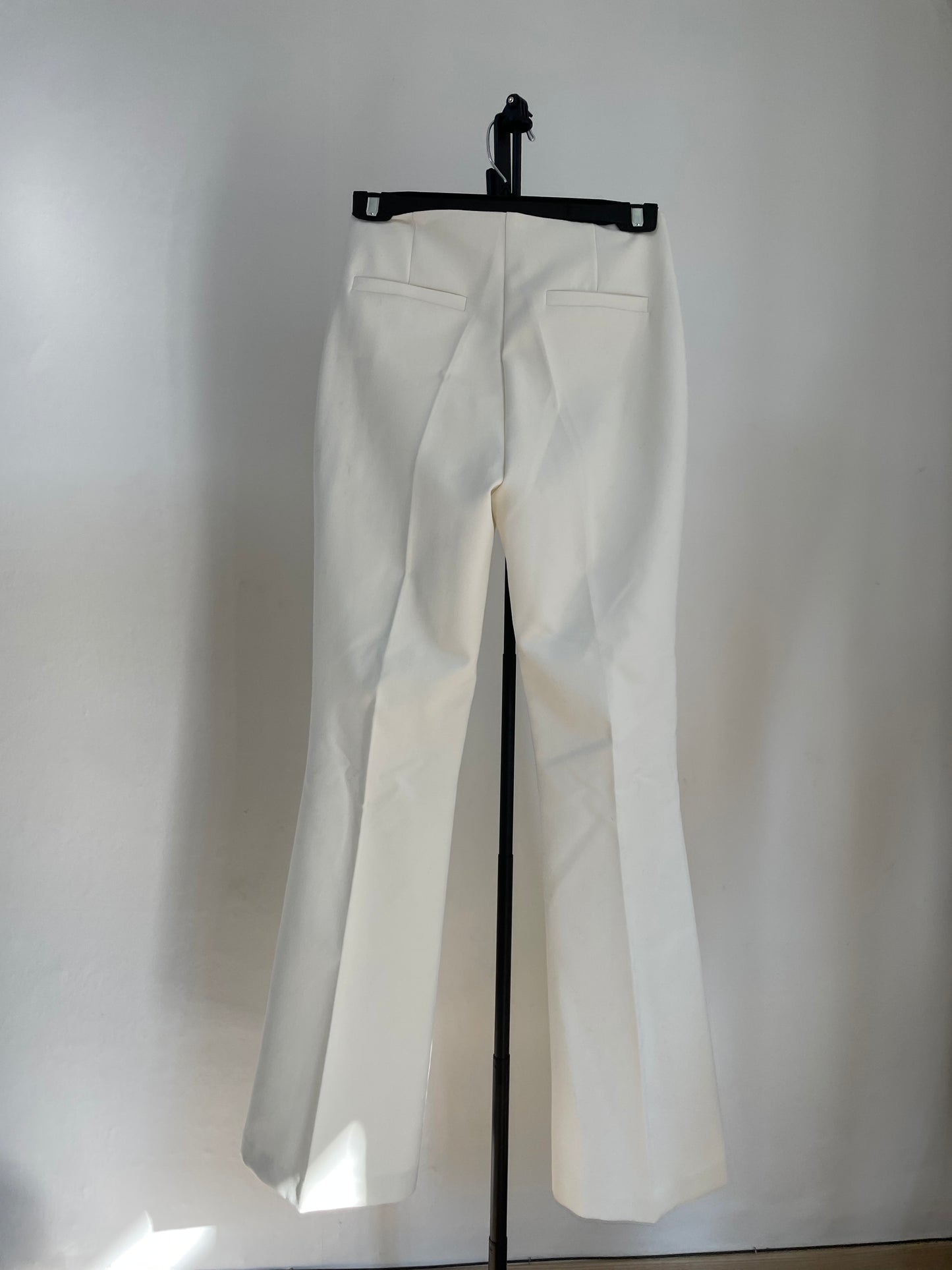 P04 - Catherine Flare Slacks