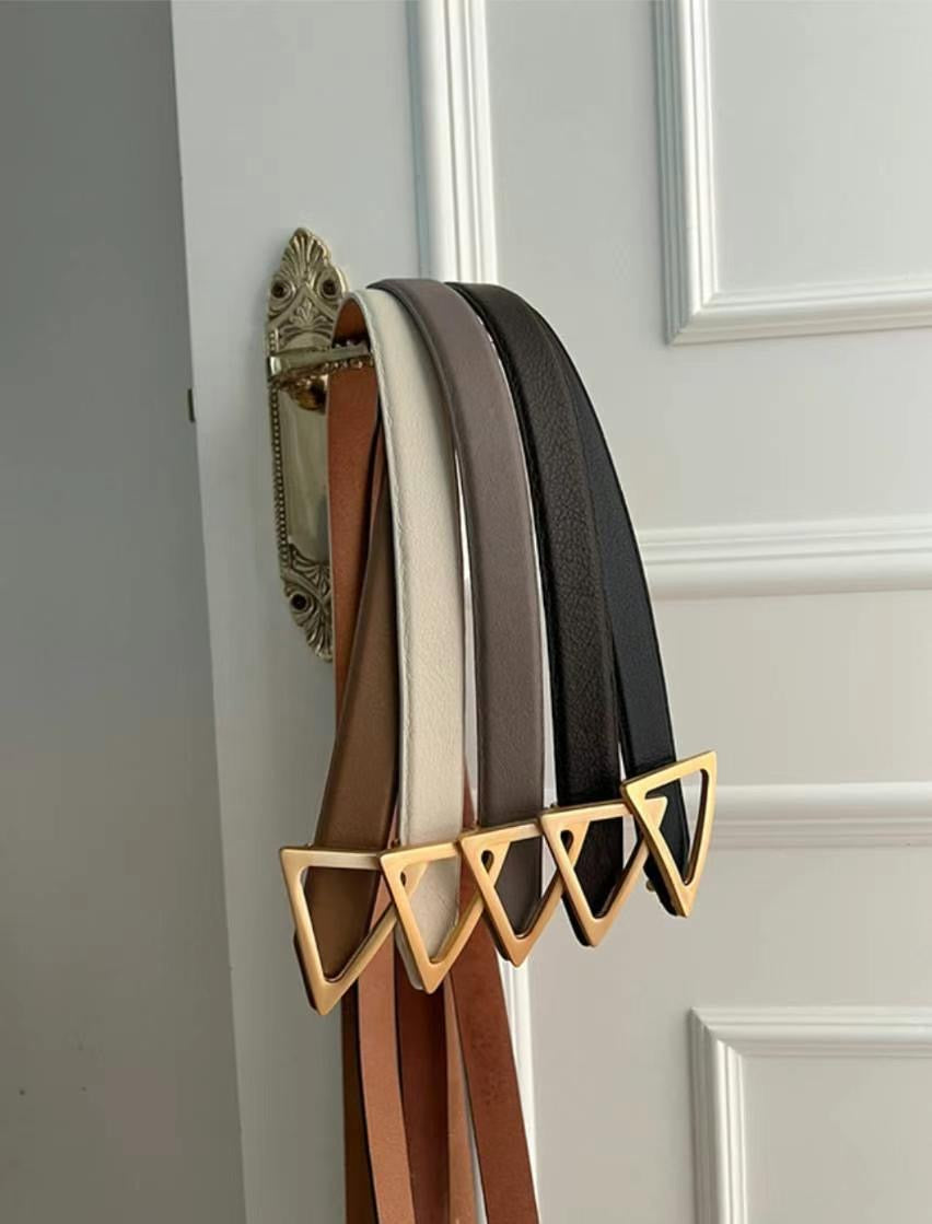 B25 - Mini Triangle Buckle Belt