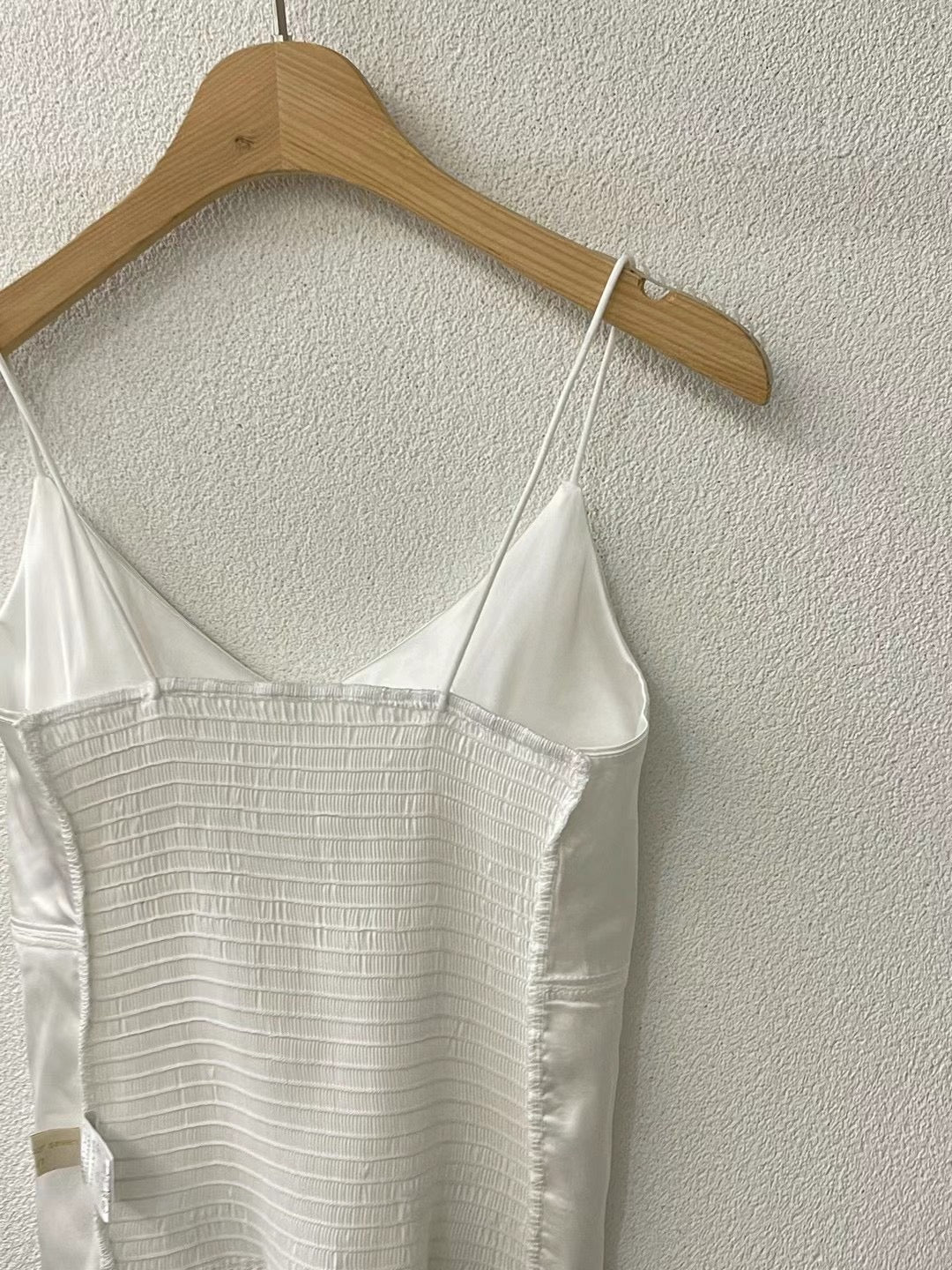 V09 - La Verne Silky Top