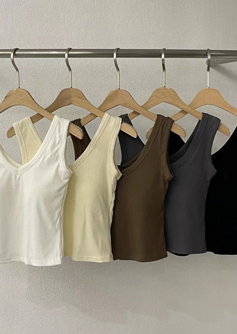 V08 - Smith Vest
