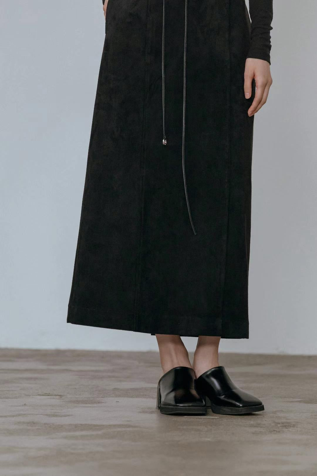 1104 Veríssimo Suede skirt with Strap (SHOWROOM 有DISPLAY)