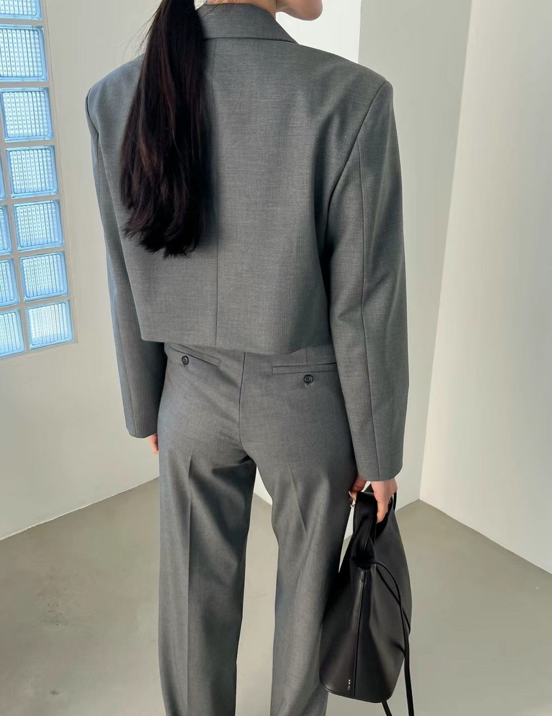 P05 - Gabriella Straight Slacks