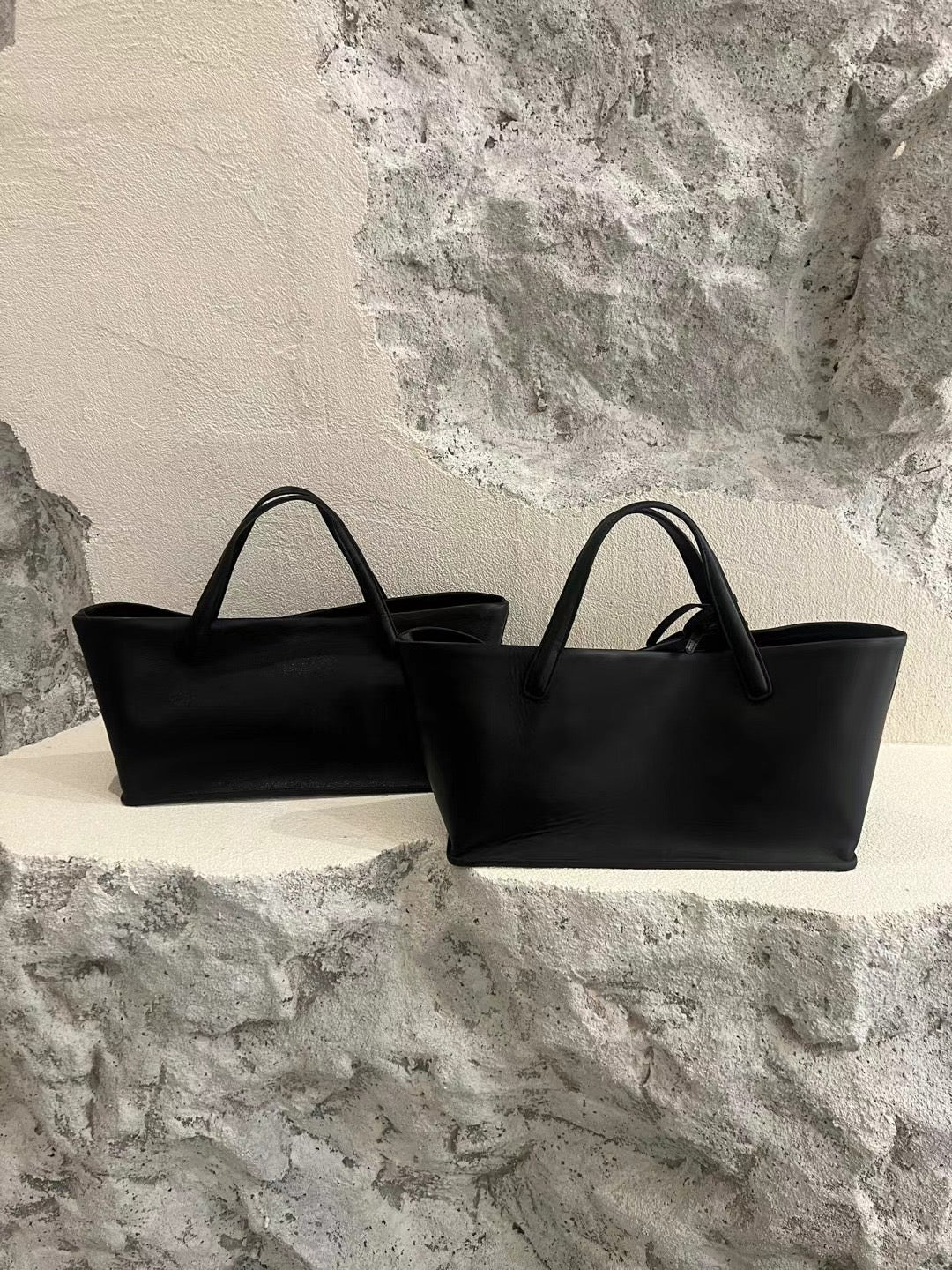 1110 Olsen Leather Tote (SHOWROOM 有DISPLAY)
