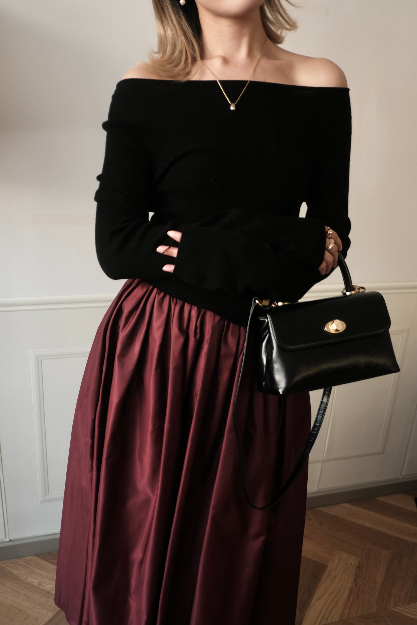250213 French Boat Neck Knit Top