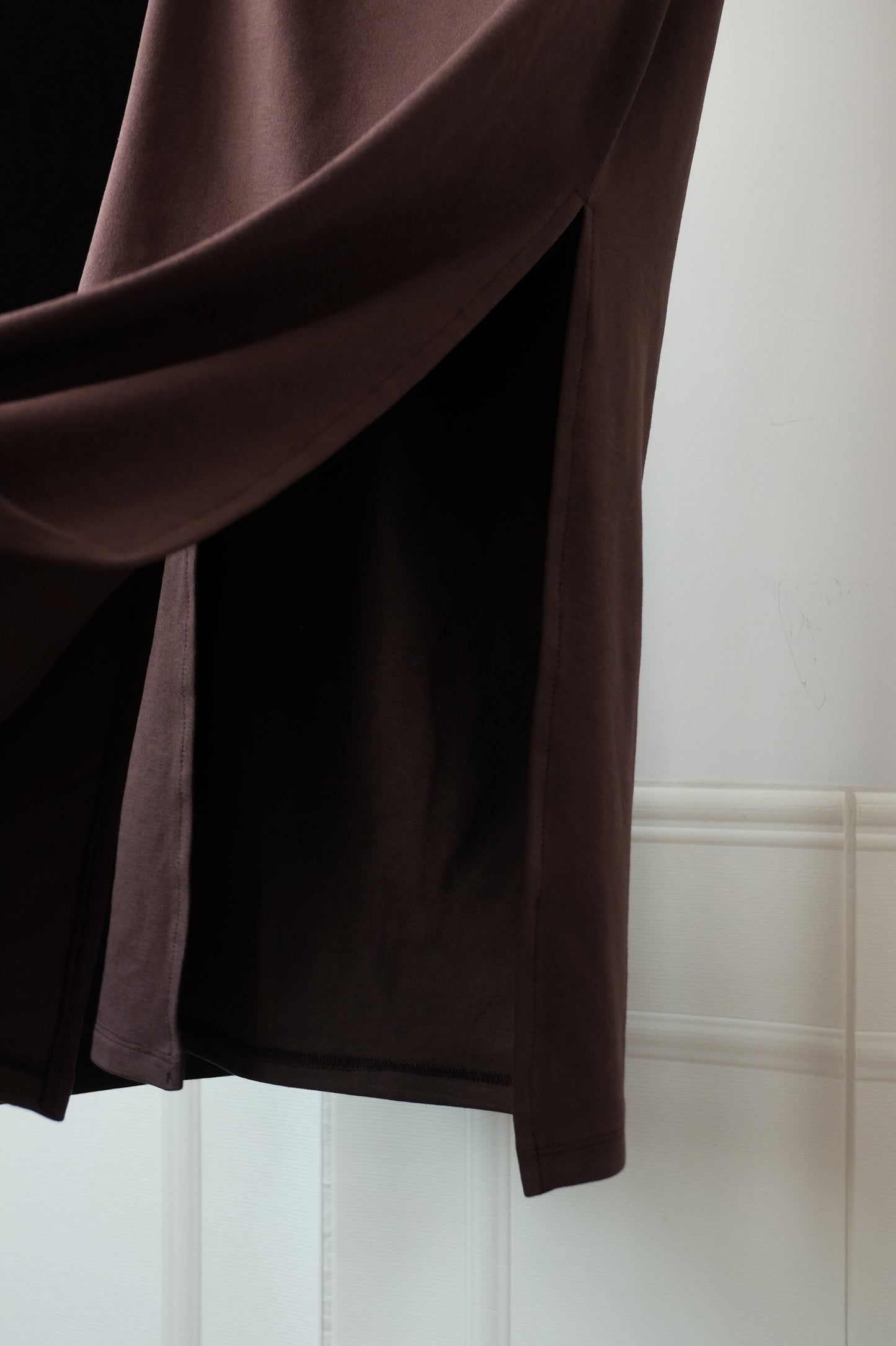 250415 Victoria Asymmetrical Slit Skirt