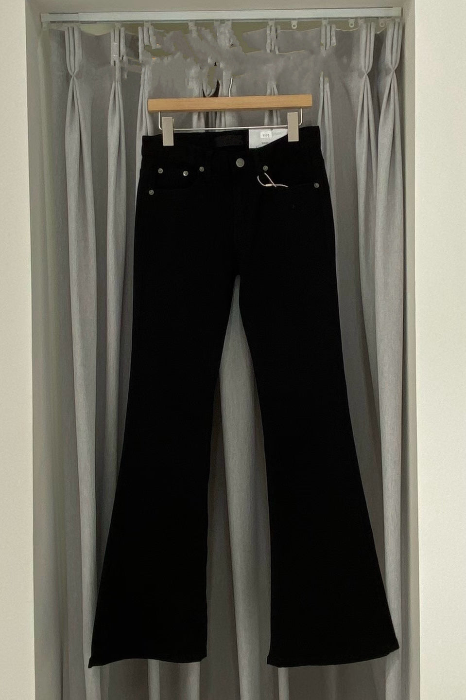 250951 Charles slim velvet bootcut jeans