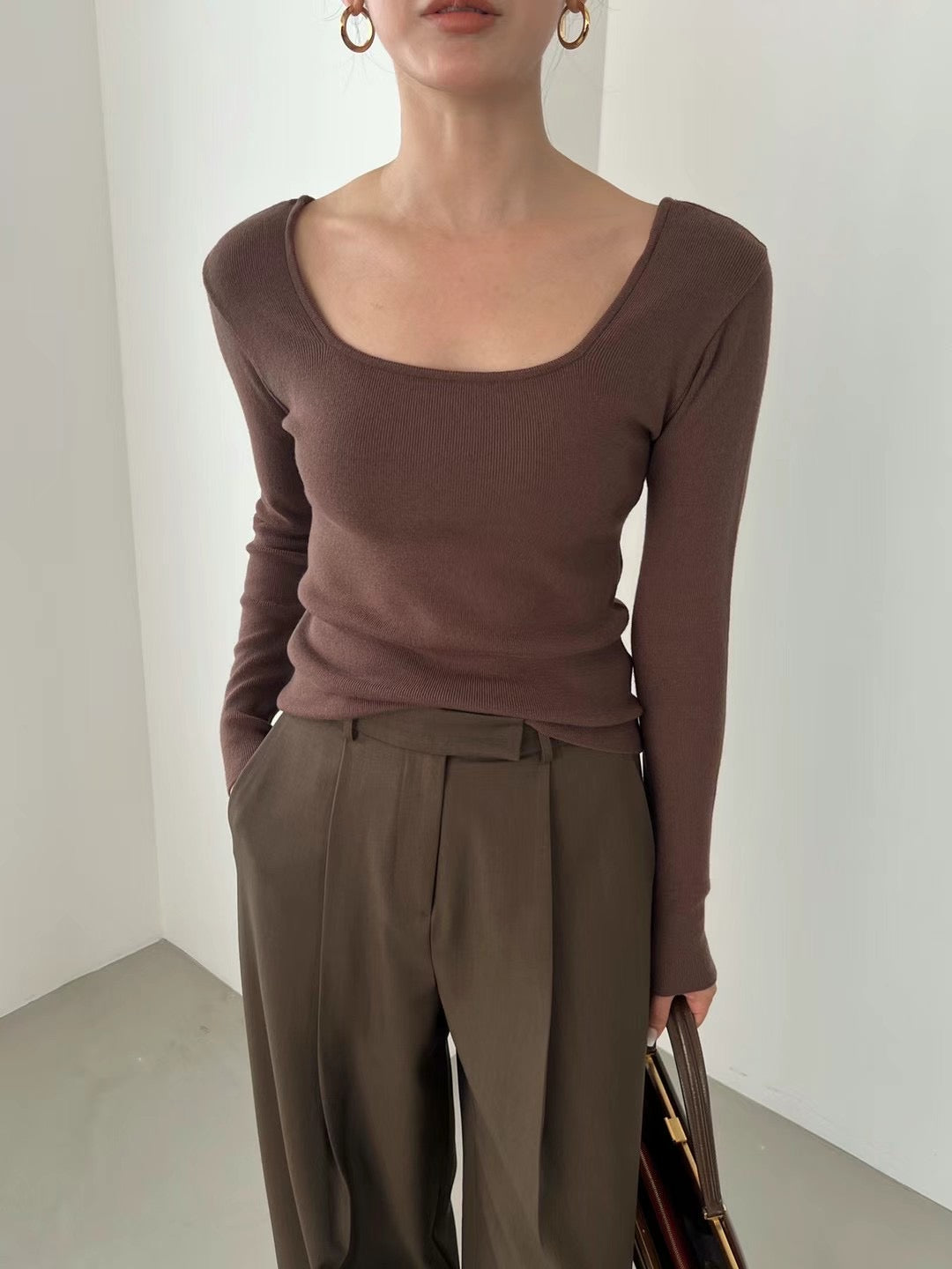 0926 Classic Square Neckline Top (PT2.SHOWROOM 有DISPLAY)