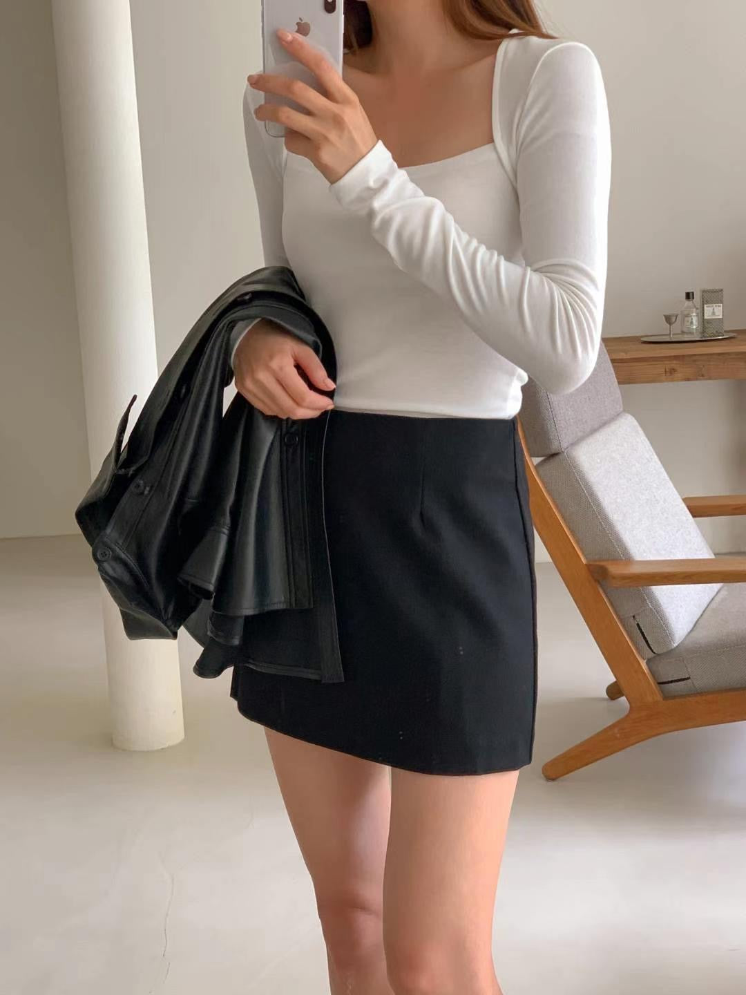 LS14 - Elizabeth Square Neck Top