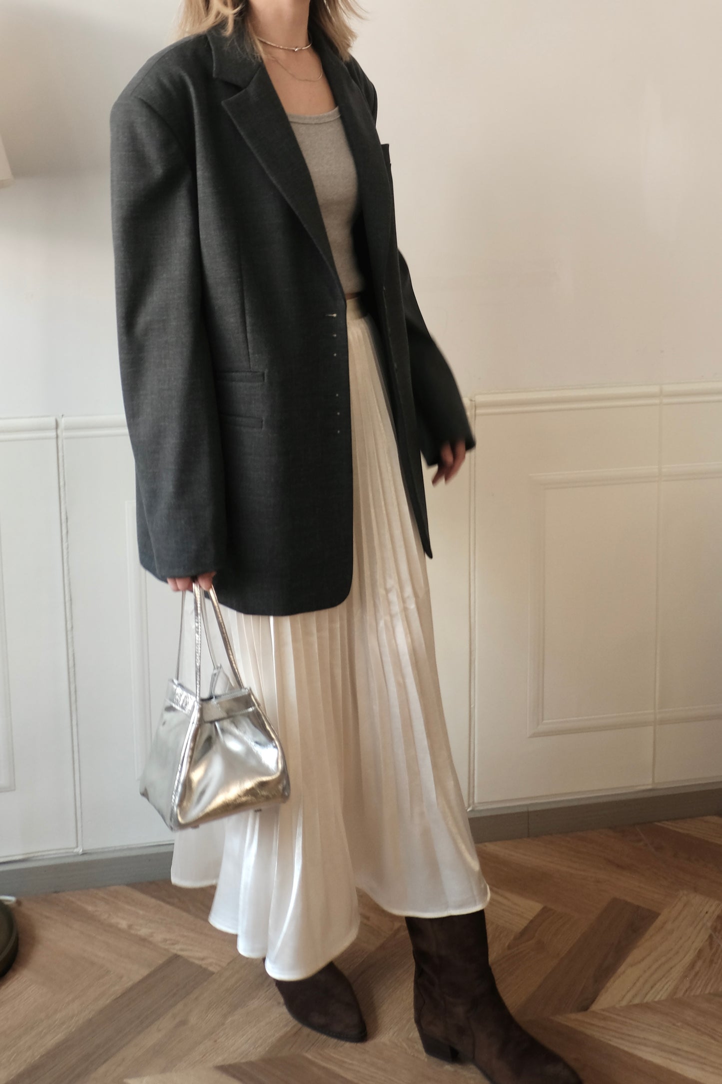 250231 Silky Pleated Skirt