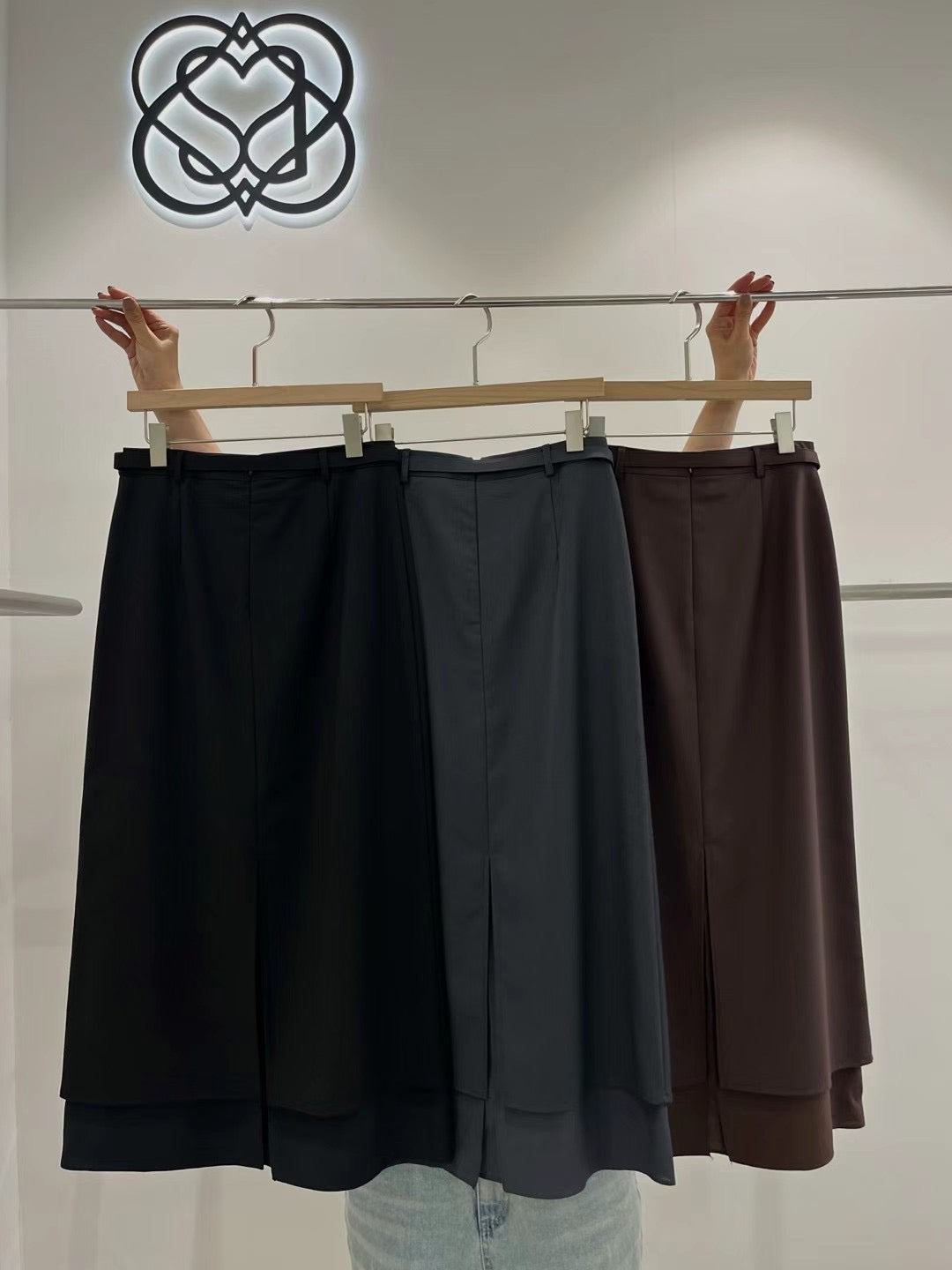 0916 Layers Slit Skirt with belt (PT1.SHOWROOM 有DISPLAY)