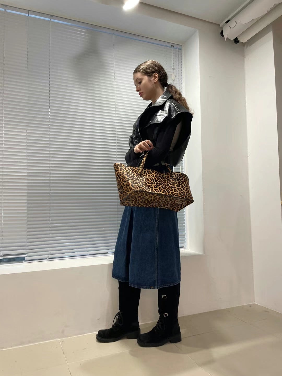 1110 Olsen Leather Tote (SHOWROOM 有DISPLAY)