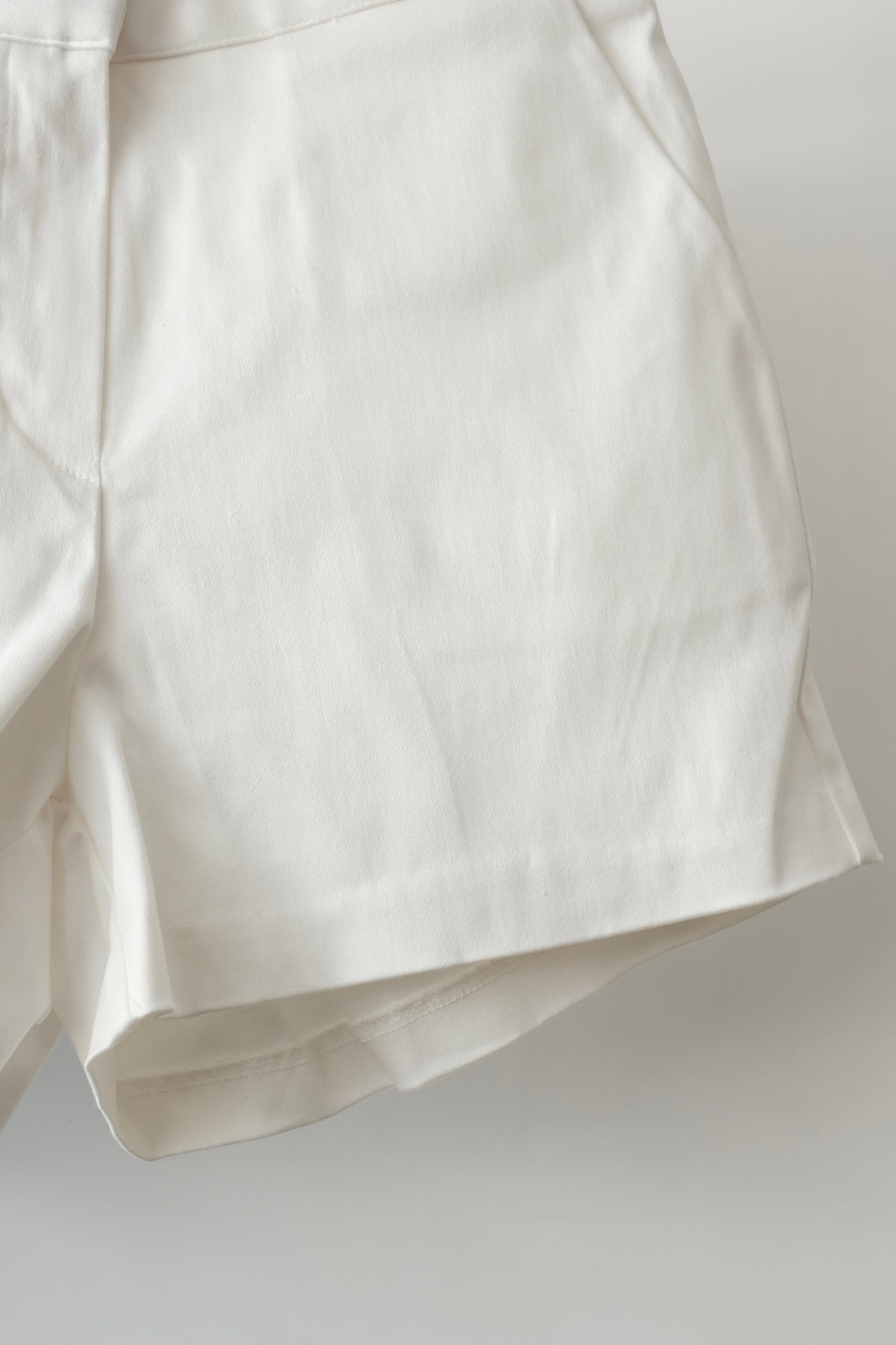 250429 Vienne Old Money Shorts