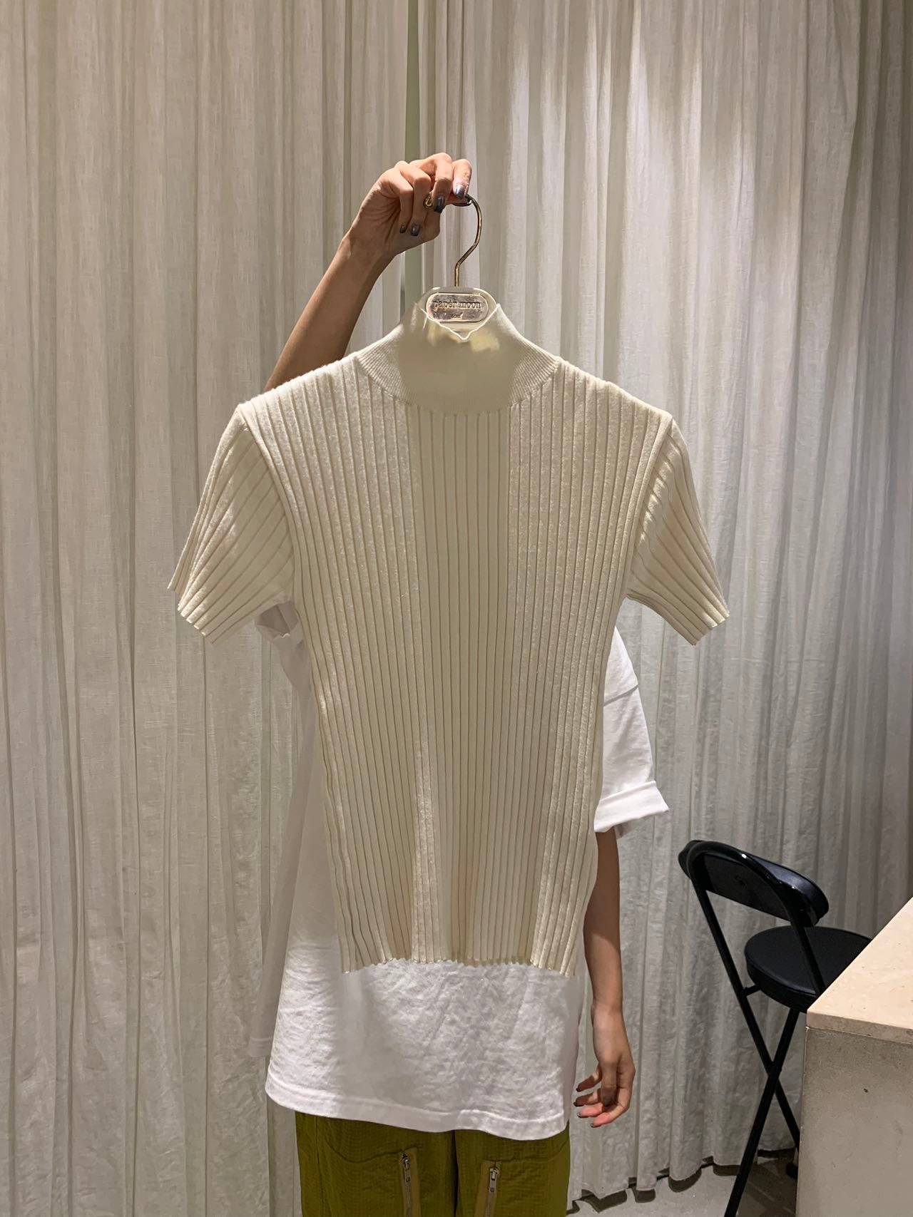 1026 Katy Mid sleeve Top