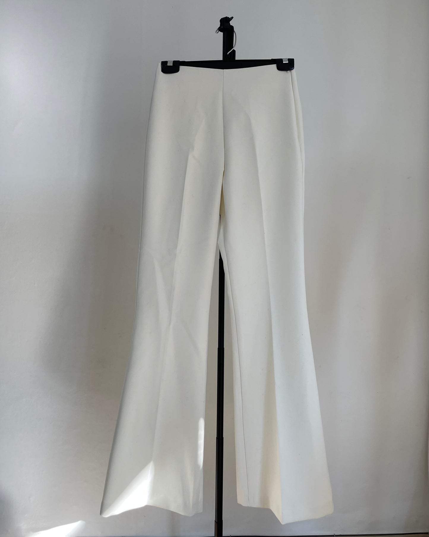 P04 - Catherine Flare Slacks
