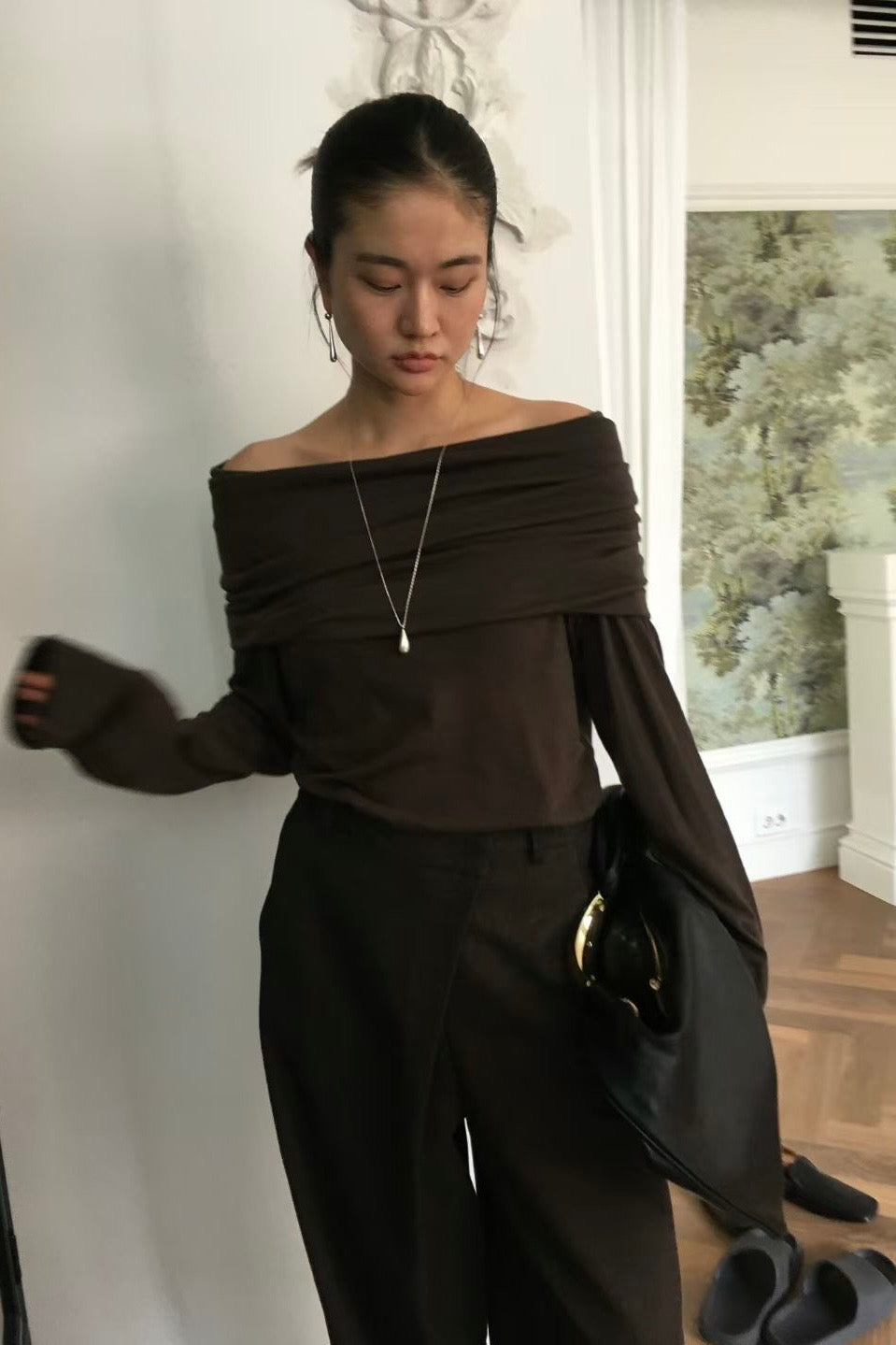 250915 Capucine off shoulder top