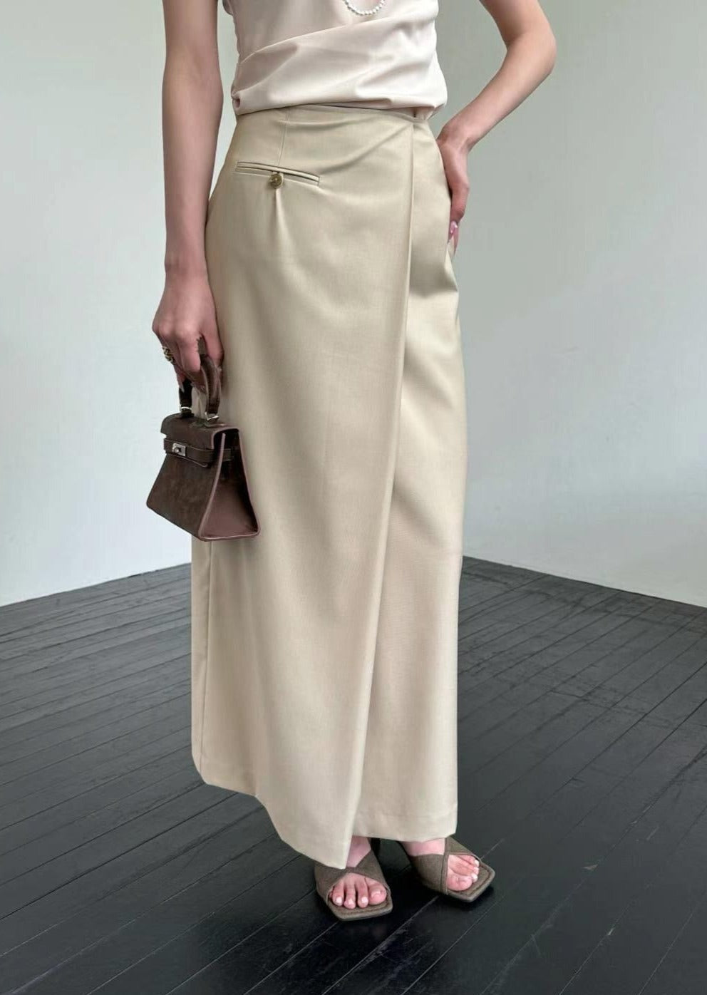 0677 Shelia Wrap Skirt