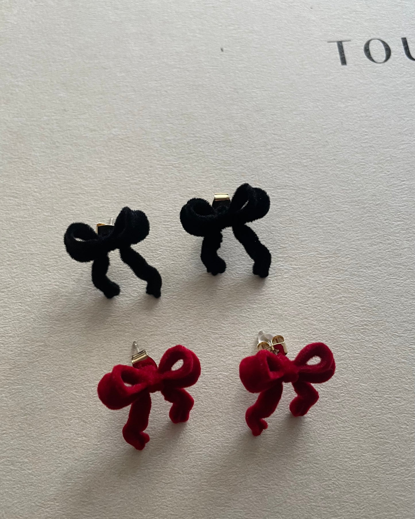 A17 - Sabrina Ribbon Earrings