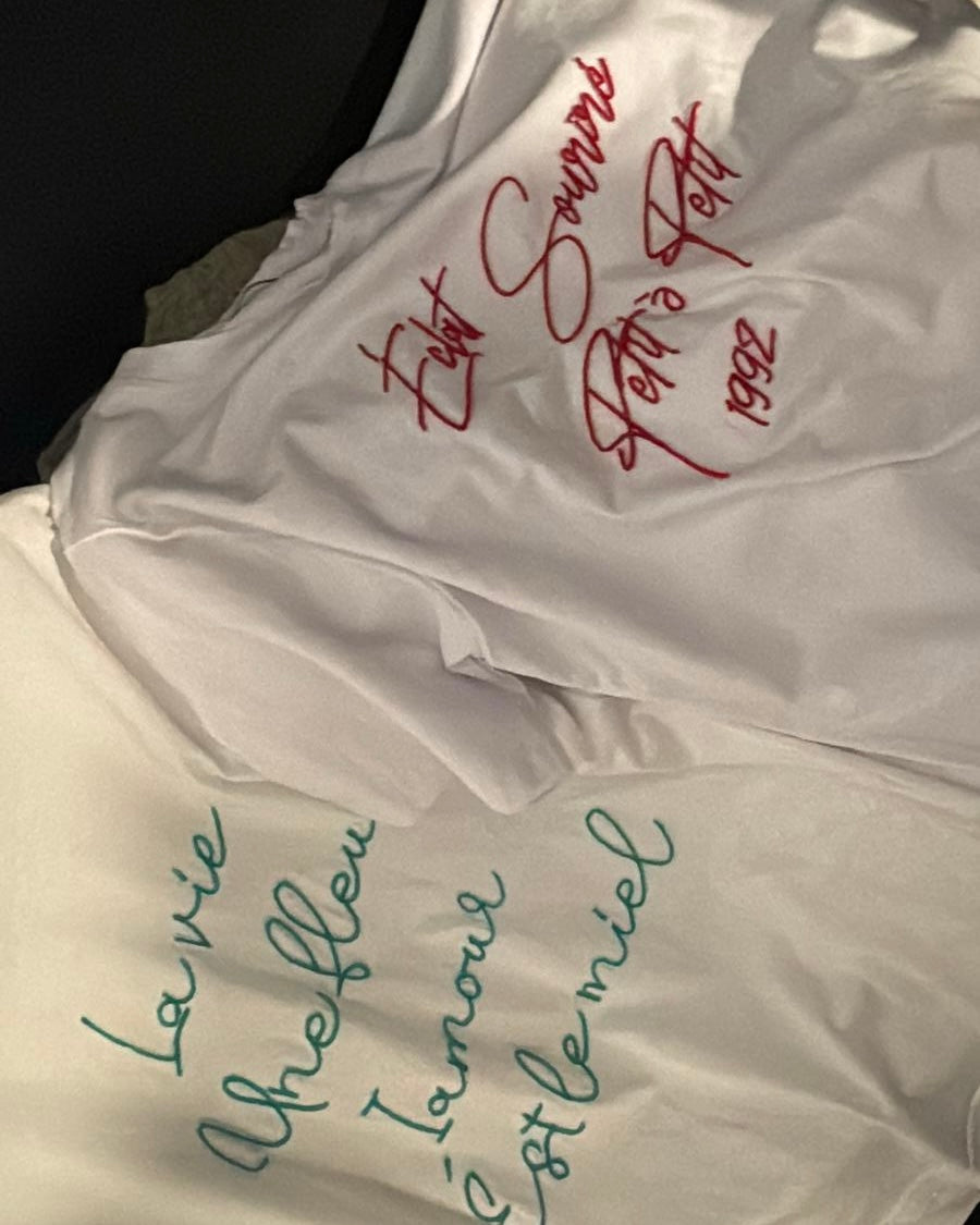 Reorder T01 La Vie Tee