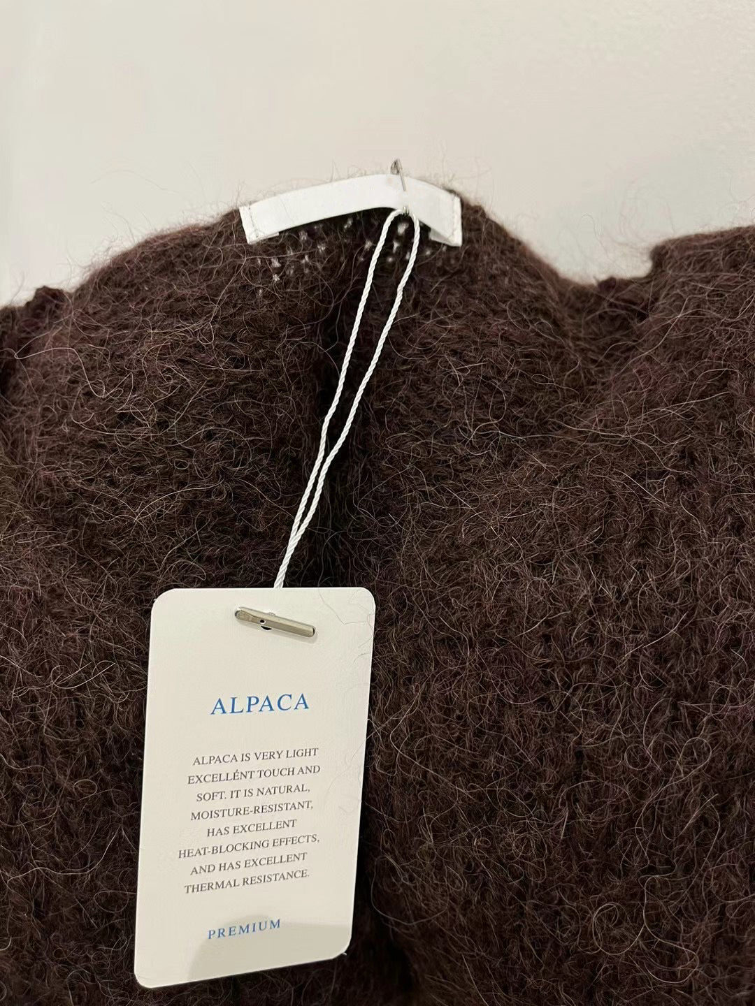 1009 Scarlett V neck Pullover (*SHOWROOM 有DISPLAY)