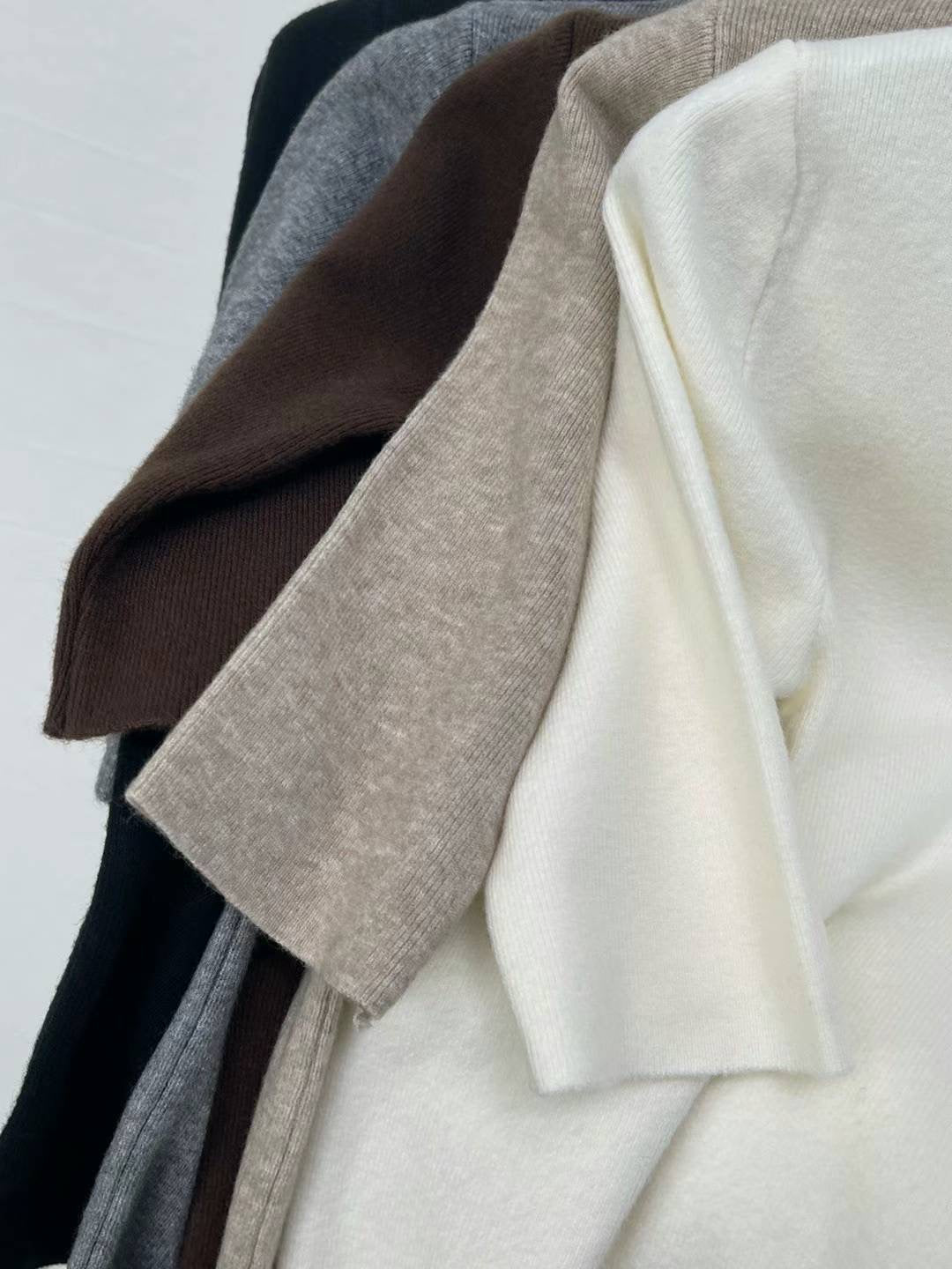 TO03 - 90s Elbow Sleeve Top (Showroom Display) *18/1 EP