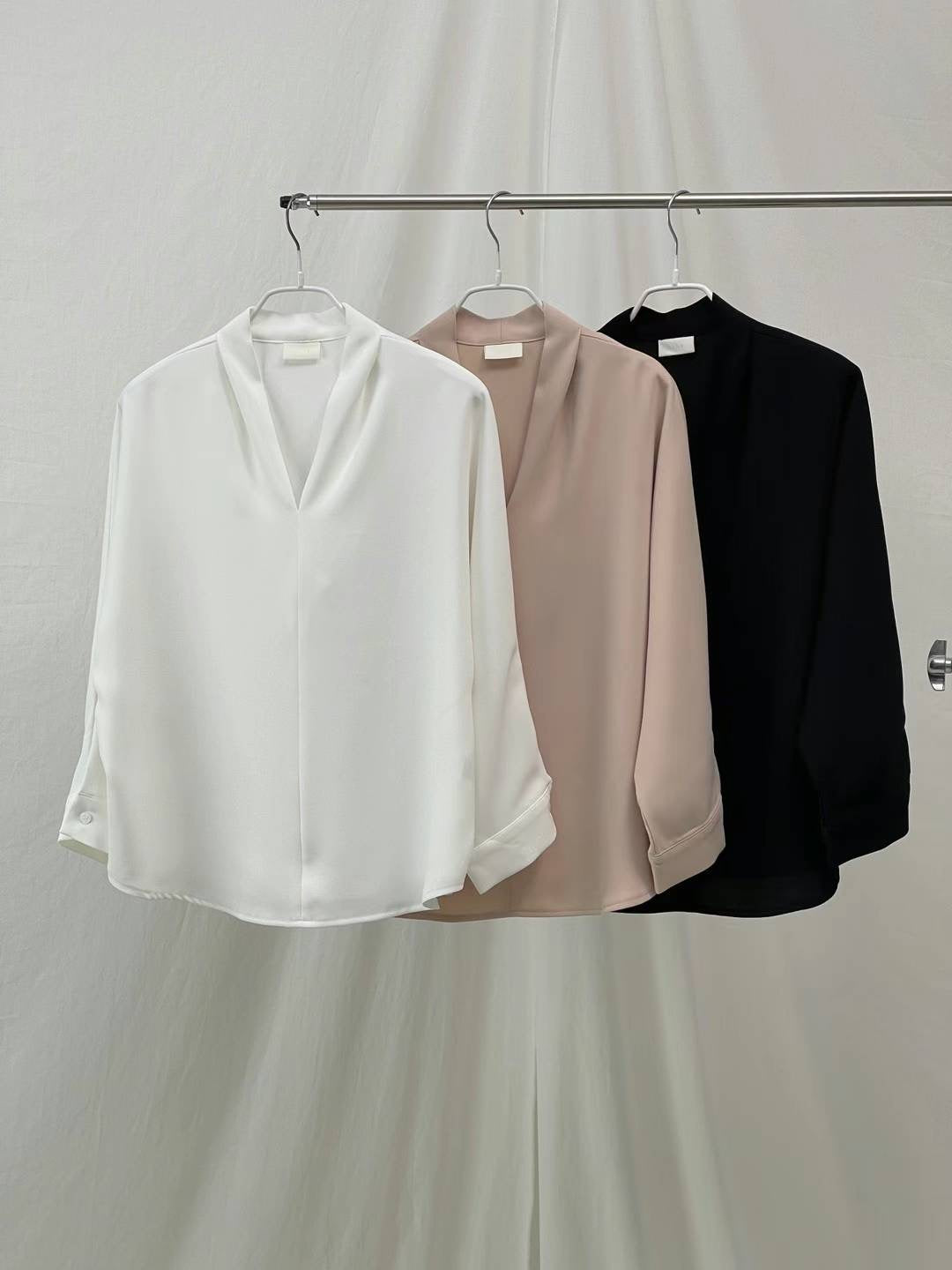 BS01 - Shawn Blouse (Showroom Display) *18/1 EP