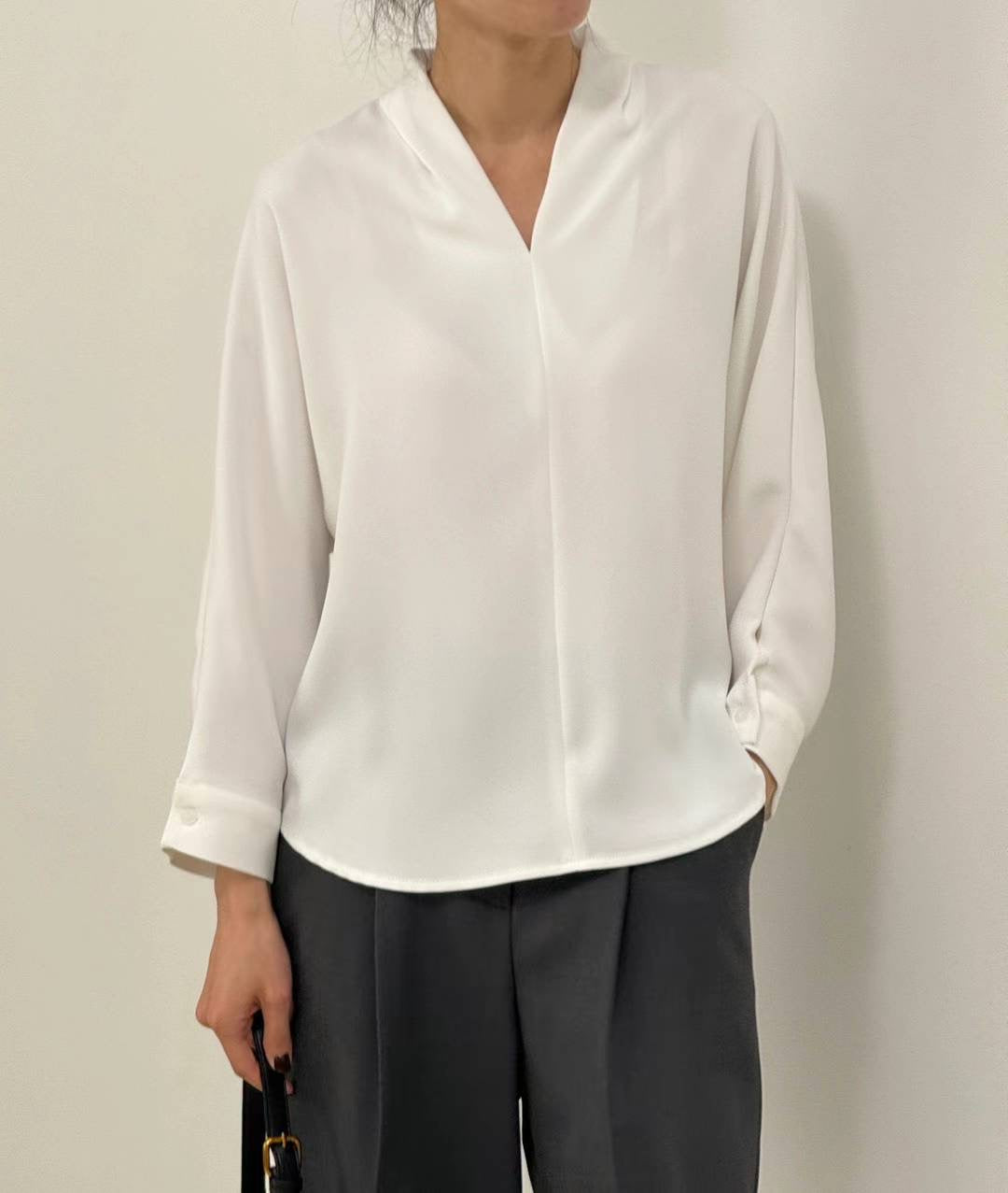BS01 - Shawn Blouse (Showroom Display) *18/1 EP