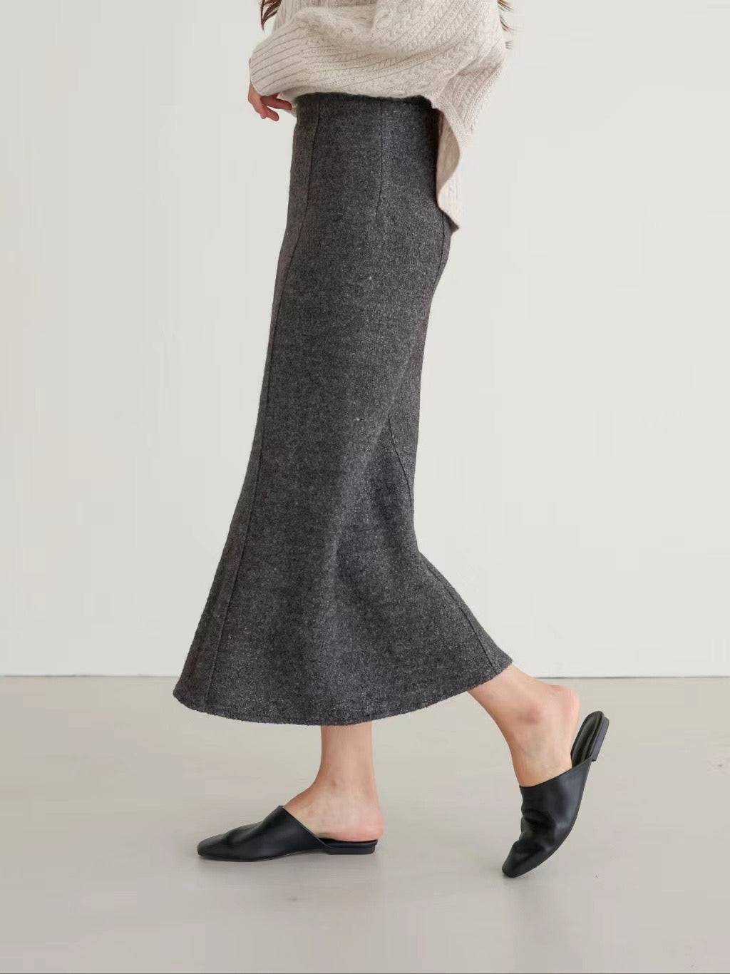 SK13 - Olivia Mermaid Skirt - (Showroom Display) *23/1 EP