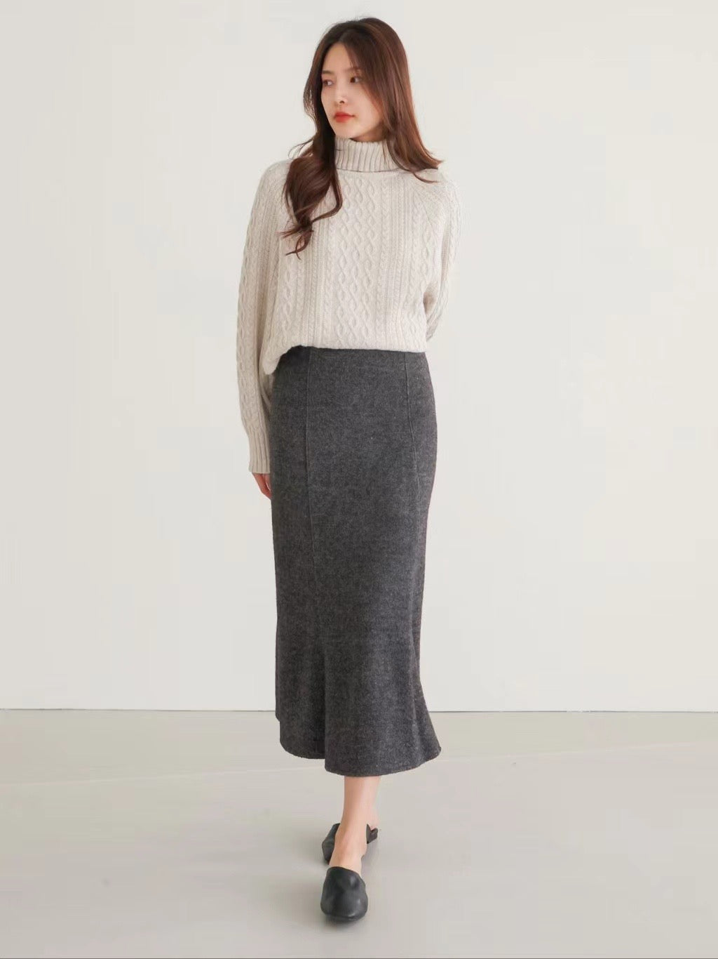 SK13 - Olivia Mermaid Skirt - (Showroom Display) *23/1 EP