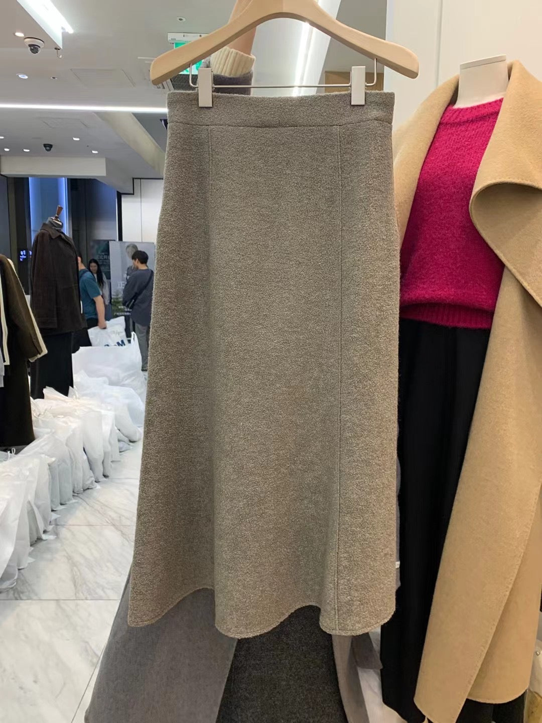 SK13 - Olivia Mermaid Skirt - (Showroom Display) *23/1 EP