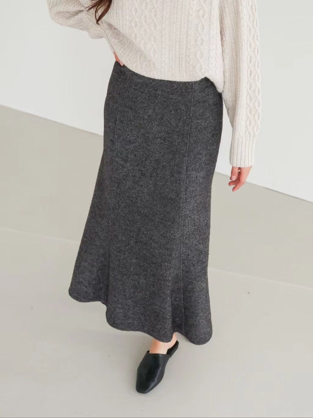 SK13 - Olivia Mermaid Skirt - (Showroom Display) *23/1 EP
