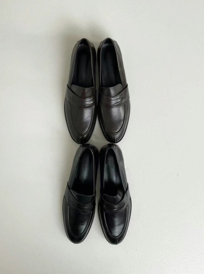 FT05 - Carolyn Bessette Loafer(2 version) - (Showroom Display) *23/1 EP