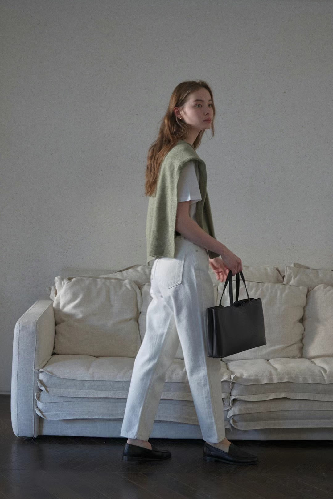 J01 - Lucienne Mom Jeans (White)