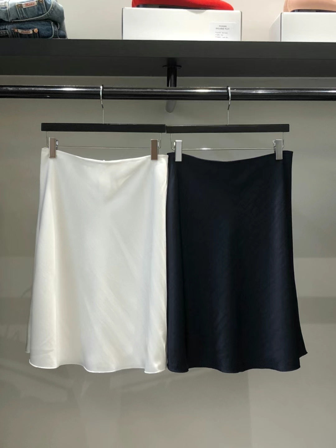 SS09 - Gwyneth Satin Skirt