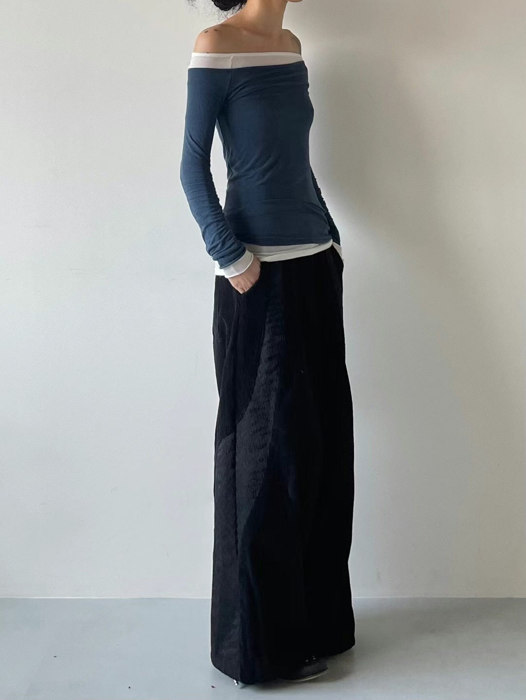 LS09 -Boatneck Long Sleeves Top
