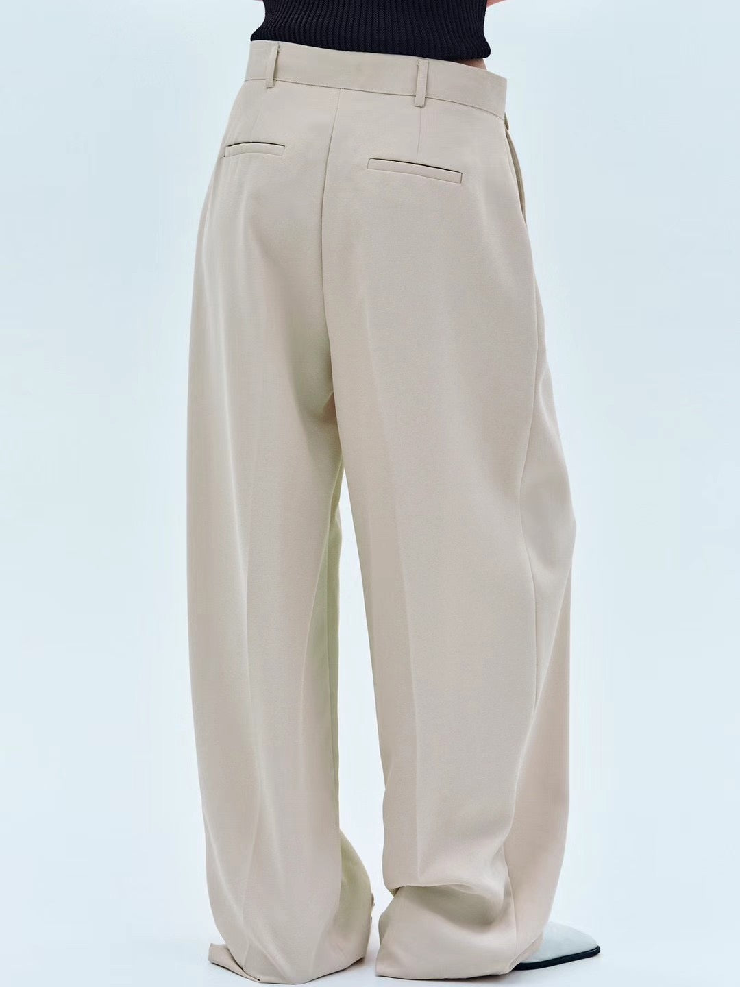 P10 - Fall V Straight Pants