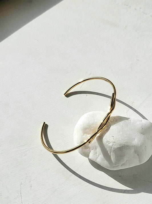 A01 - Twig Bracelet