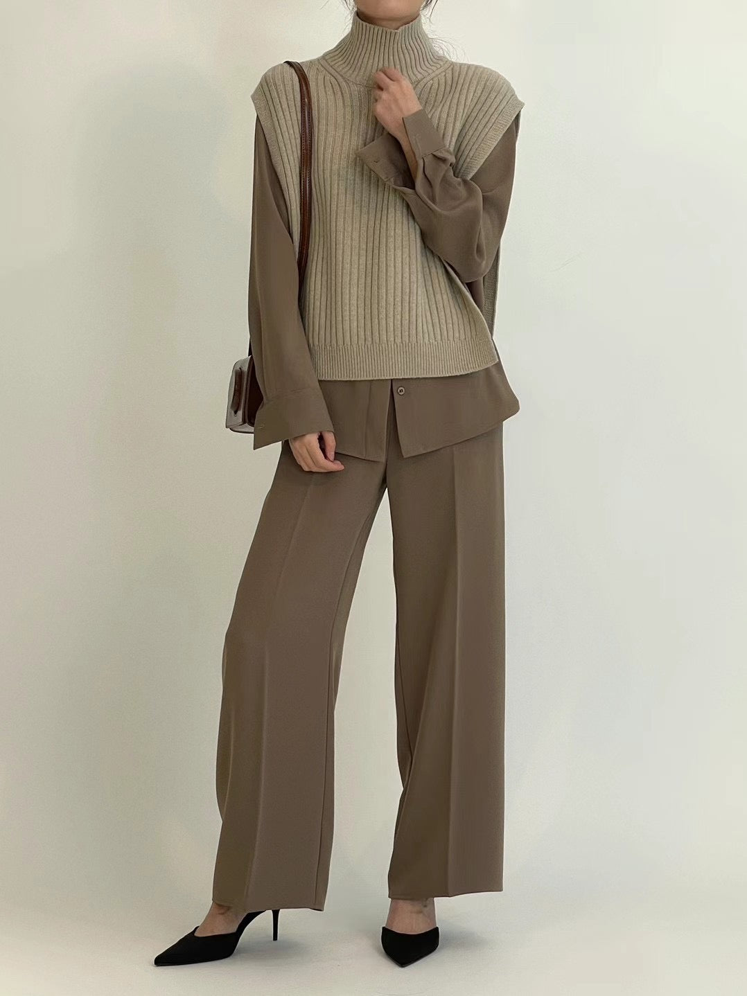 P11 - Cozy Straight Leg Pants