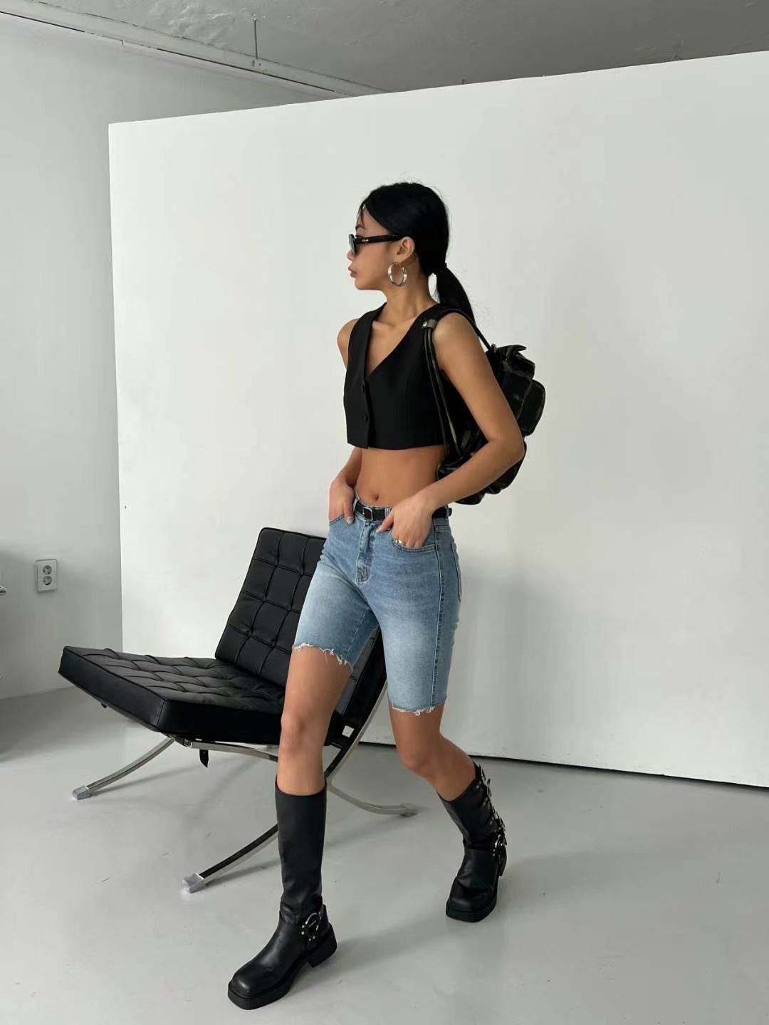 J06 - Amelie Denim Shorts