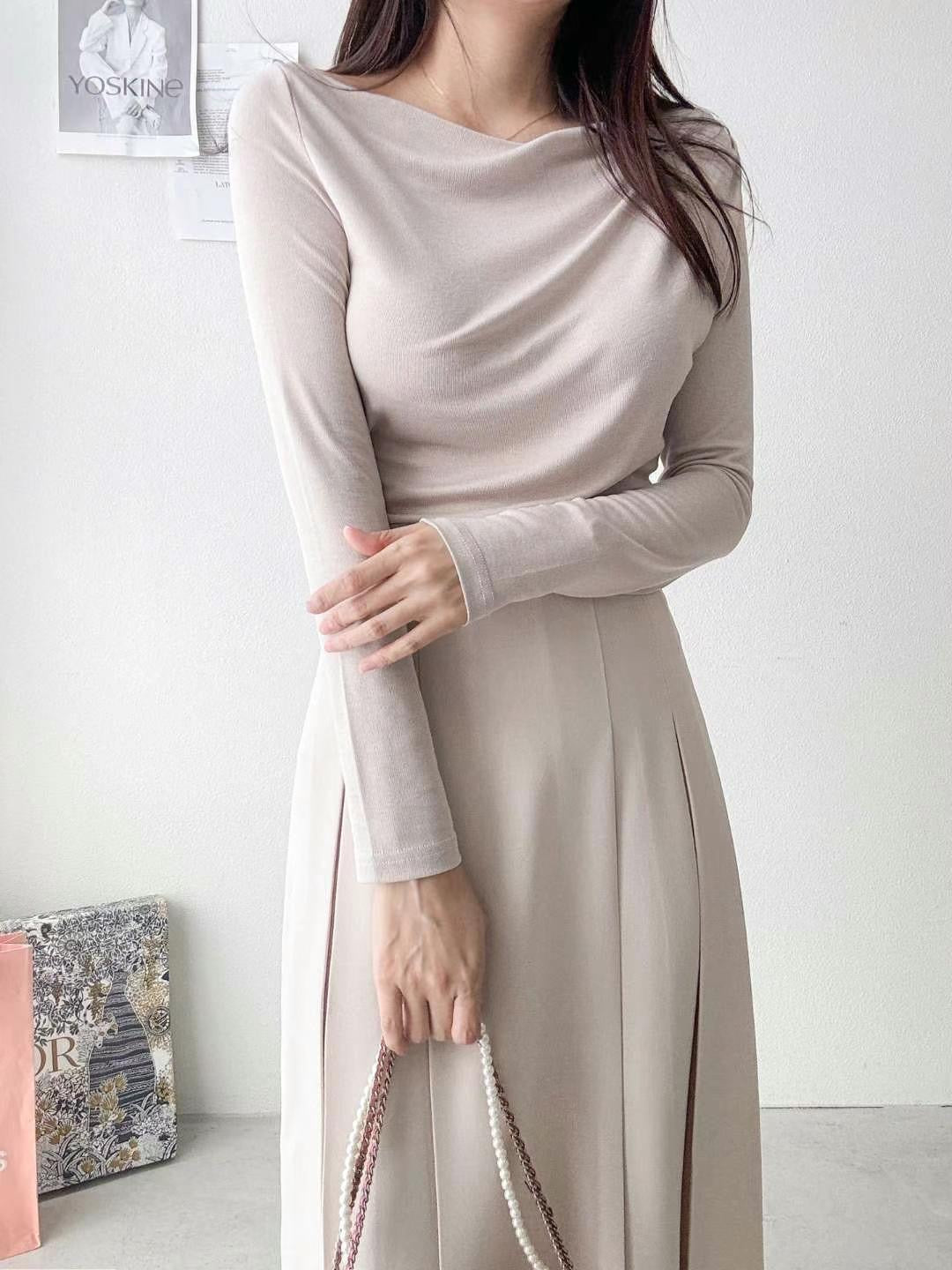 LS01 - Quinn Ruched Top