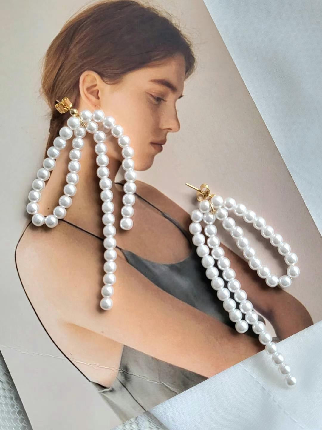 A03 - Ribbon Drop Earrings