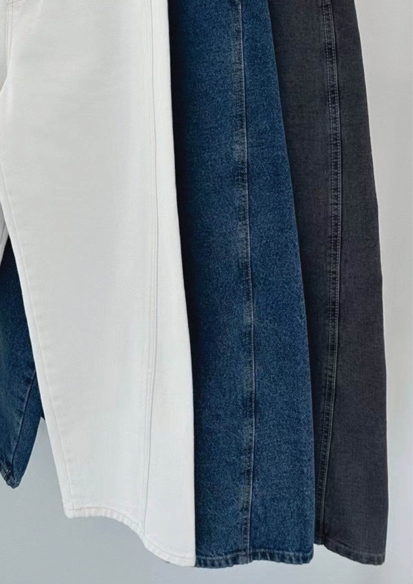 250221 Culve Cut Jeans