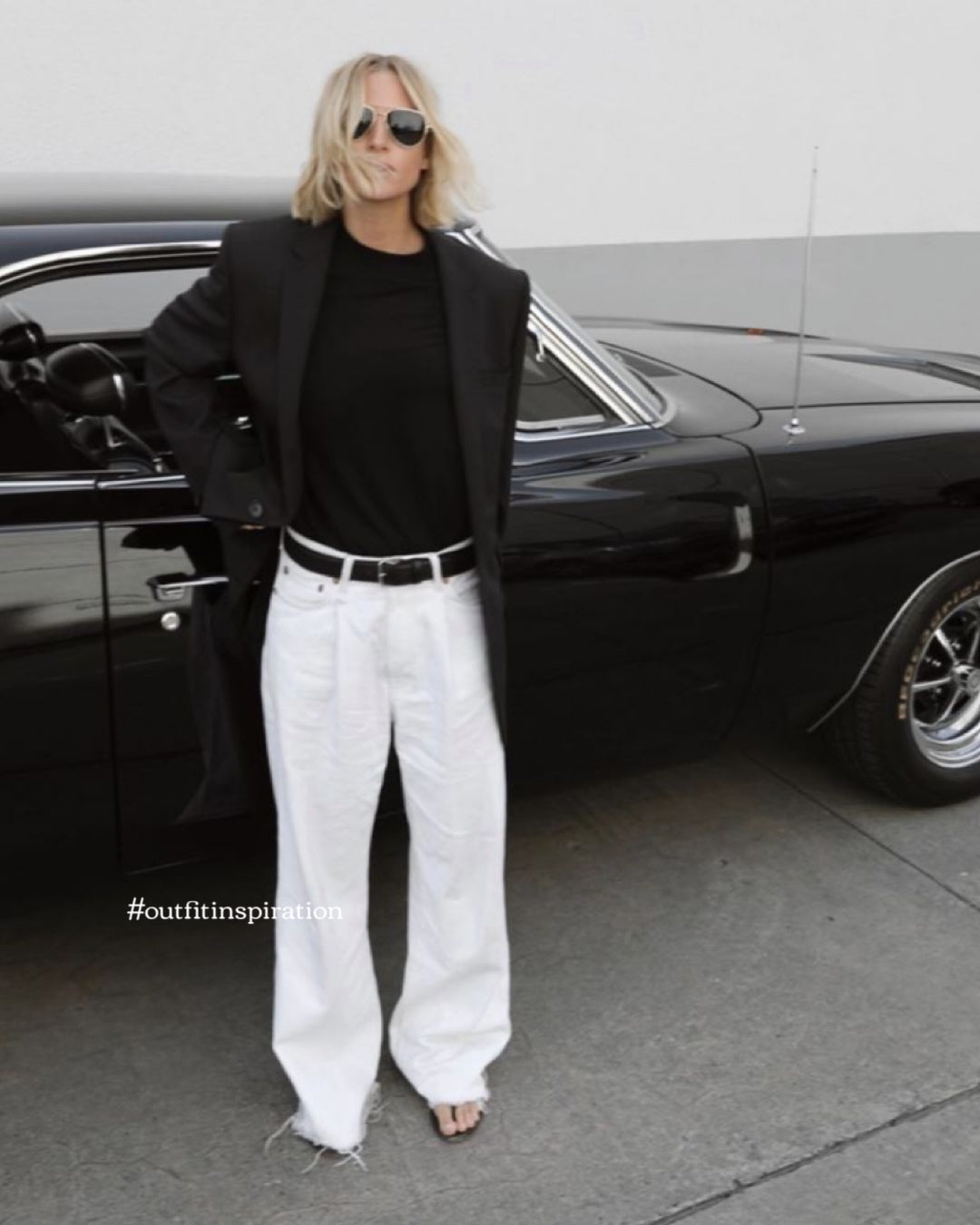 J02 - Melis Wide Leg Jeans with Strap