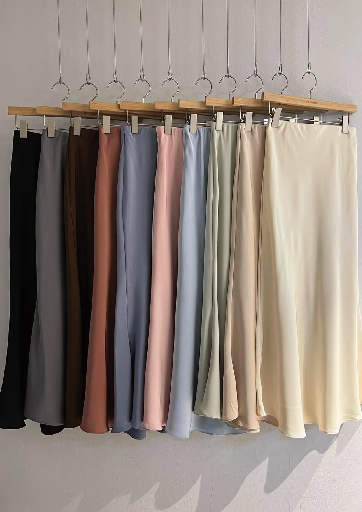 250226 Spring Satin Skirt (Inspiration)