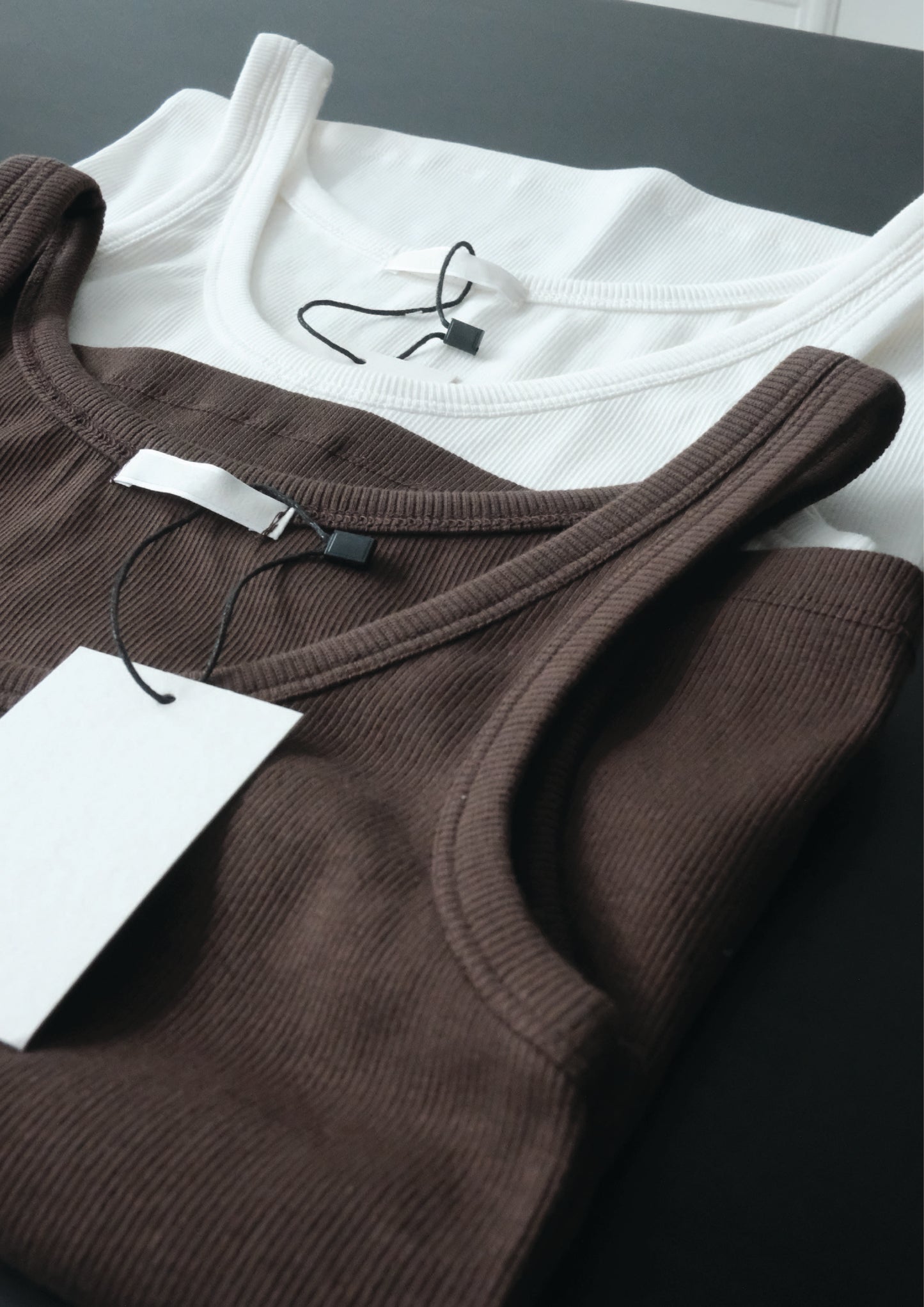 250220 U Neck Vest