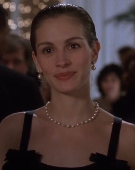A33 - Julia Pearl Earrings