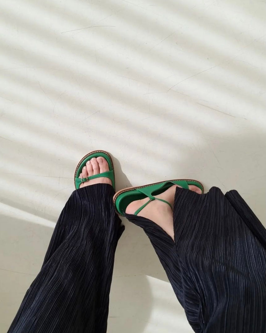 FT22 - Venom Sandals