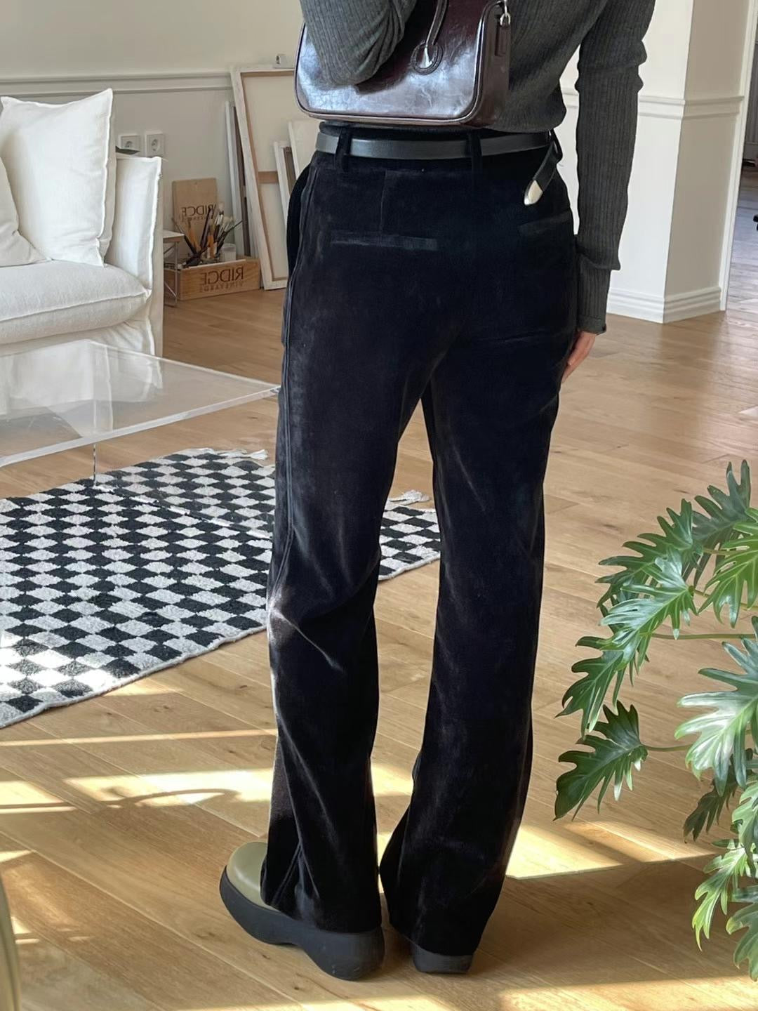 P08 - Albert Velvet Pants